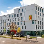 Hotel Super 8 By Wyndham 3*