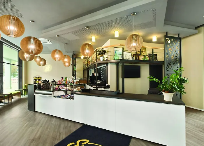 Super 8 By Wyndham فندق 3*