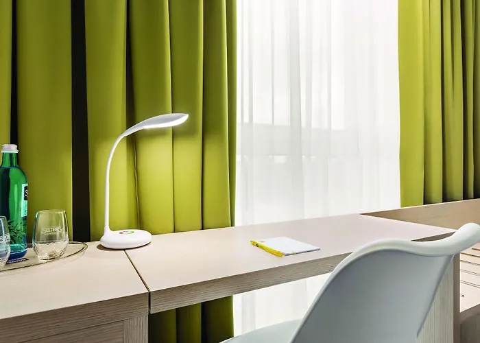 Super 8 By Wyndham فندق