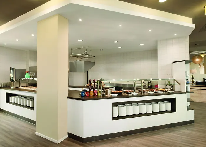 Super 8 By Wyndham Hotell