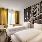 Super 8 By Wyndham 3*
