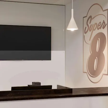 Super 8 By Wyndham Szálloda