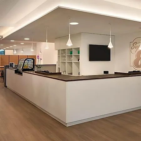 Super 8 By Wyndham 酒店 3*
