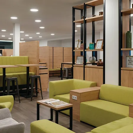 Super 8 By Wyndham Augsburg